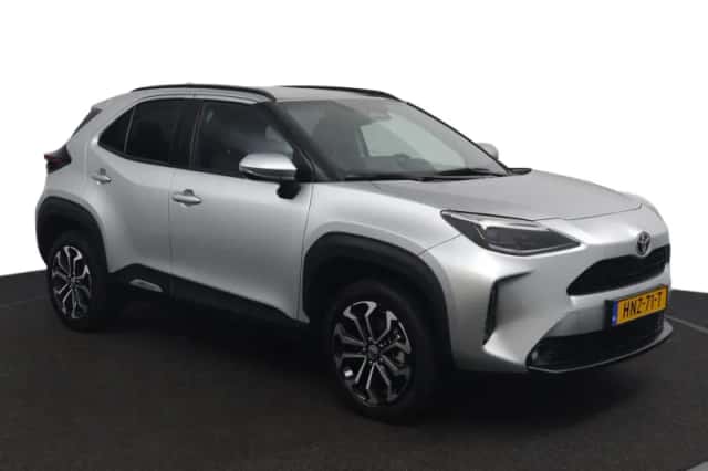 Toyota Yaris Cross (2025) thumbnail 3