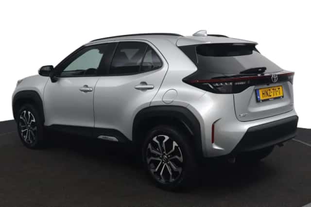 Toyota Yaris Cross (2025) thumbnail 4