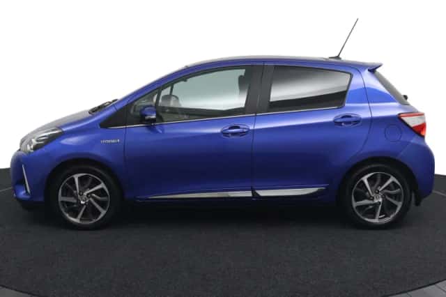 Toyota Yaris (2017) thumbnail 5