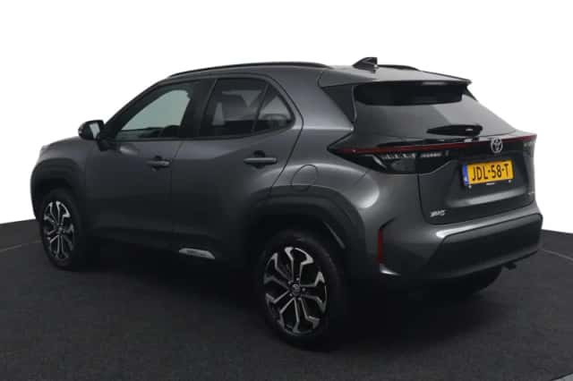 Toyota Yaris Cross (2025) thumbnail 4