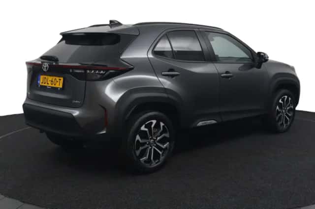 Toyota Yaris Cross (2025) thumbnail 2