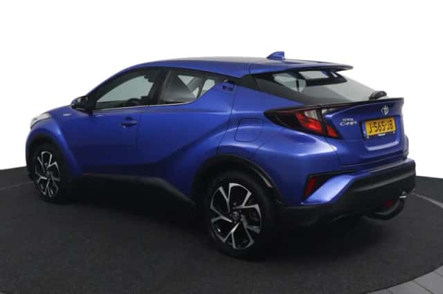 Toyota C-HR (2020) thumbnail 4