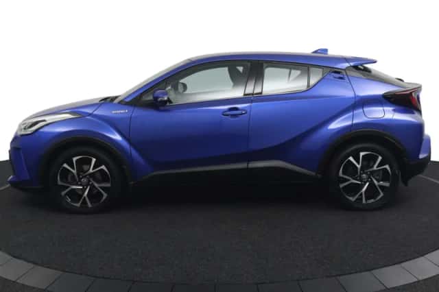 Toyota C-HR (2020) thumbnail 5