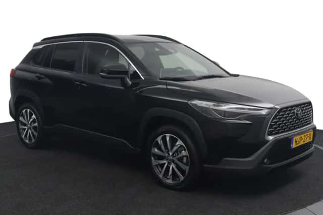 Toyota Corolla Cross (2025) thumbnail 3