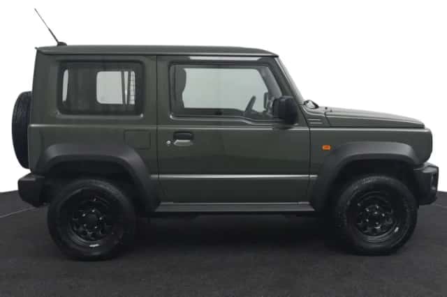 Suzuki Jimny (2021) thumbnail 6