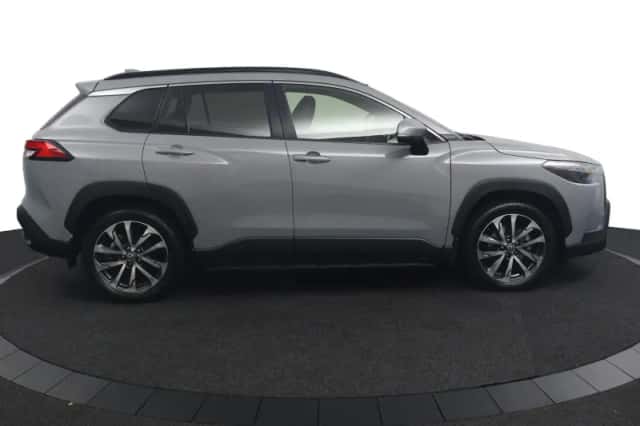Toyota Corolla Cross (2023) thumbnail 6