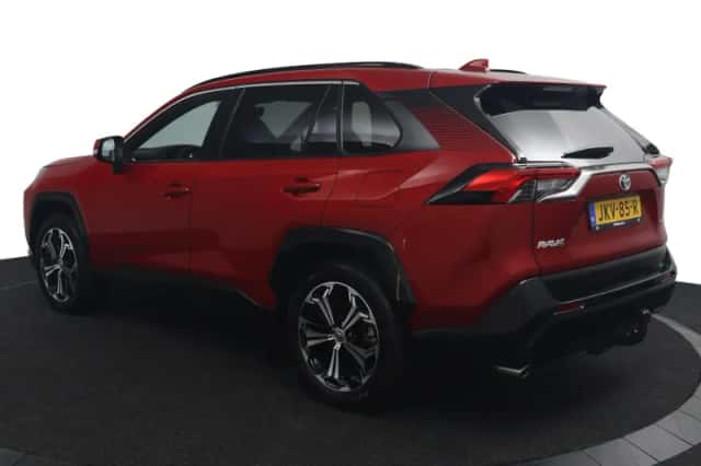 Toyota RAV4 (2025) thumbnail 5