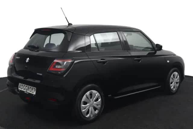 Suzuki Swift (2026) thumbnail 2