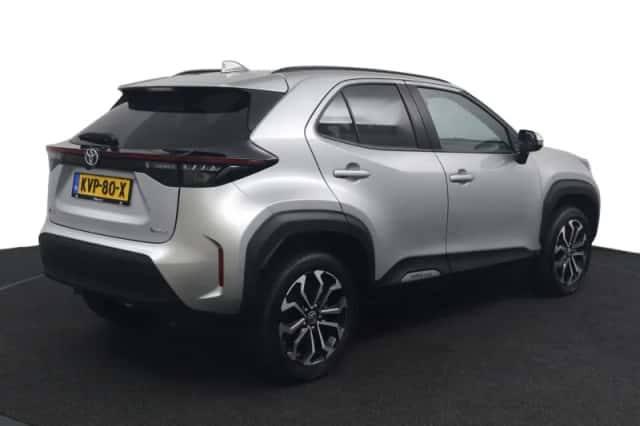Toyota Yaris Cross (2025) thumbnail 2
