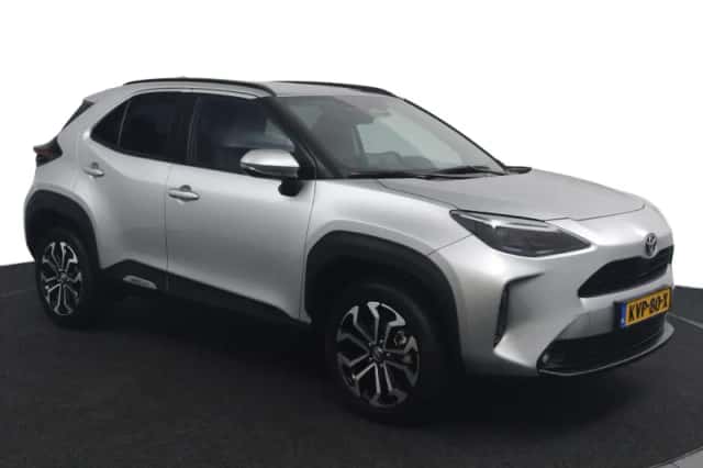 Toyota Yaris Cross (2025) thumbnail 3