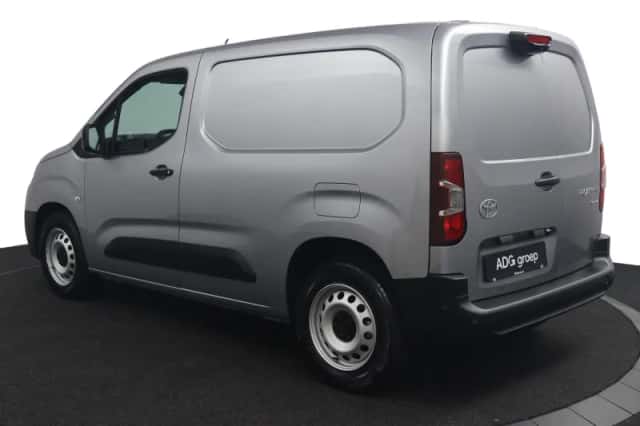 Toyota ProAce City (2026) thumbnail 4