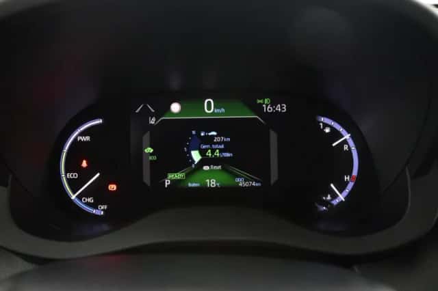 Toyota Yaris Cross (2022) thumbnail 6