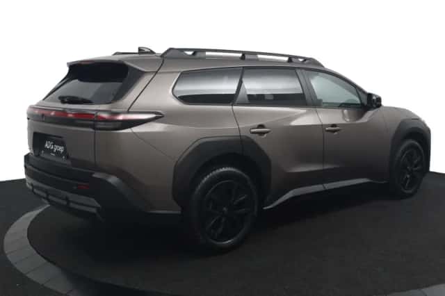 Toyota bZ4X (2026) thumbnail 2