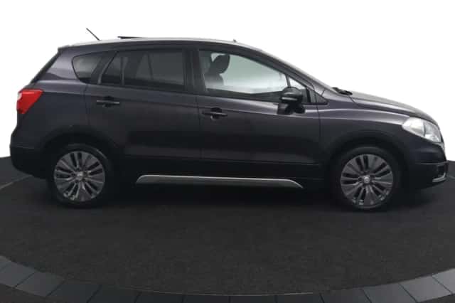 Suzuki SX4 S-Cross (2014) thumbnail 6