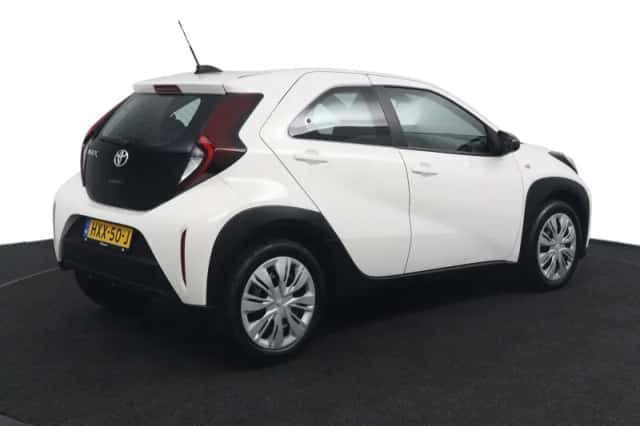 Toyota Aygo X (2025) thumbnail 2