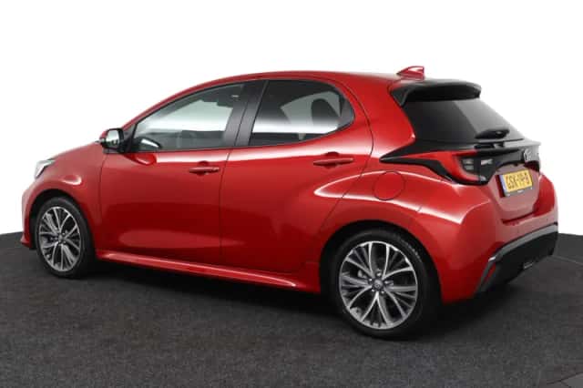 Toyota Yaris (2024) thumbnail 4