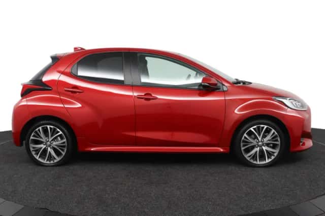 Toyota Yaris (2024) thumbnail 6