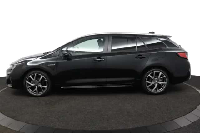 Suzuki Swace (2025) thumbnail 3