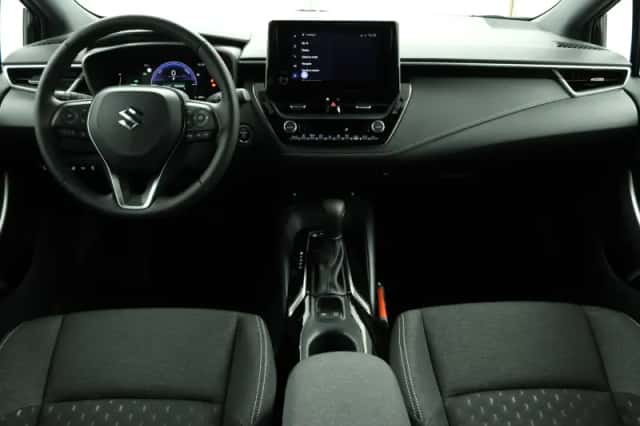 Suzuki Swace (2025) thumbnail 4