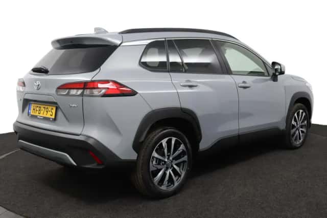 Toyota Corolla Cross (2025) thumbnail 2