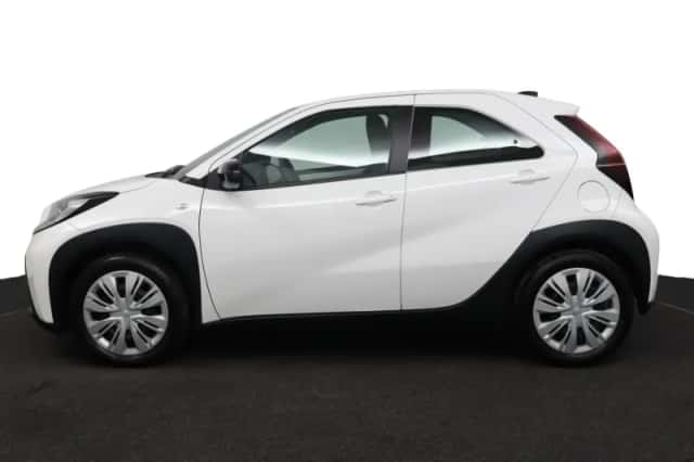 Toyota Aygo X (2025) thumbnail 3