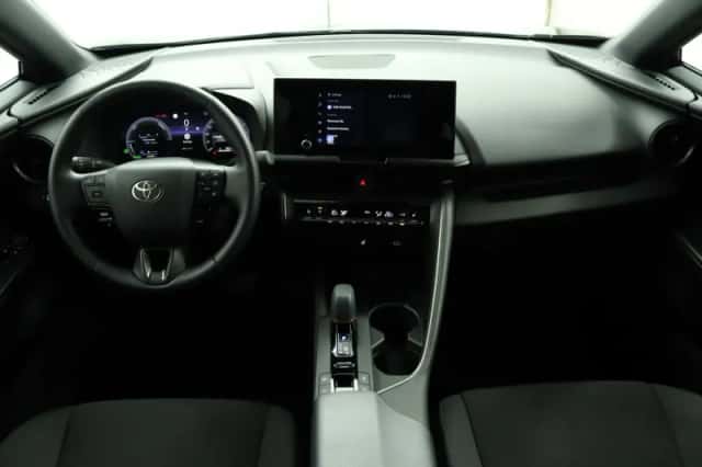 Toyota C-HR (2025) thumbnail 4