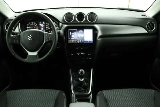 Suzuki Vitara (2026) thumbnail 4