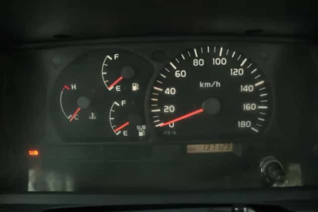 Toyota Land Cruiser (2008) thumbnail 6