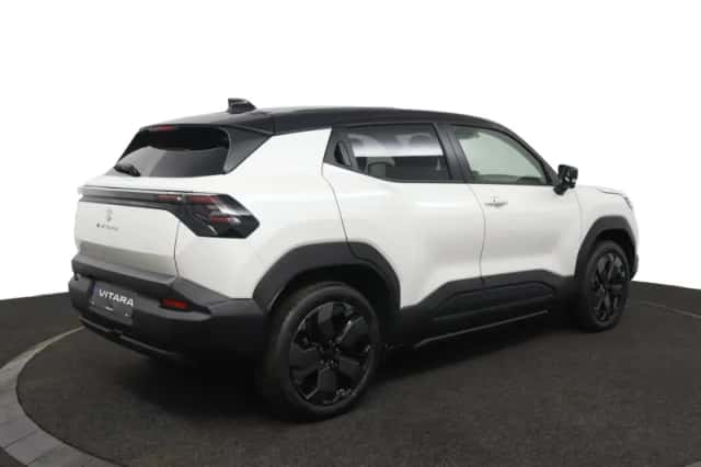 Suzuki e-Vitara (2026) thumbnail 2