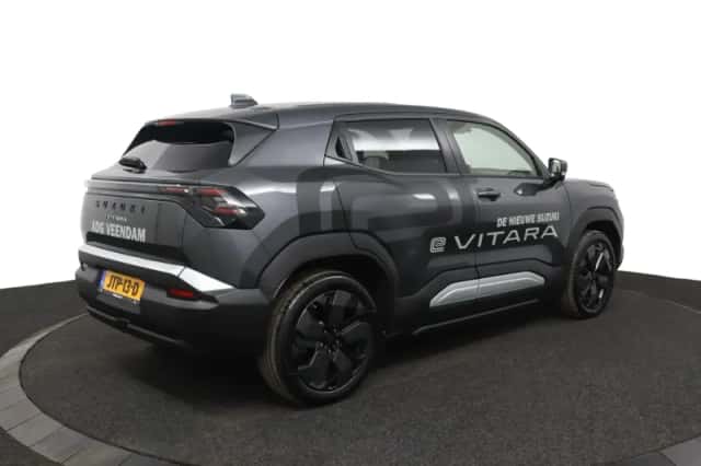 Suzuki e-Vitara (2026) thumbnail 2