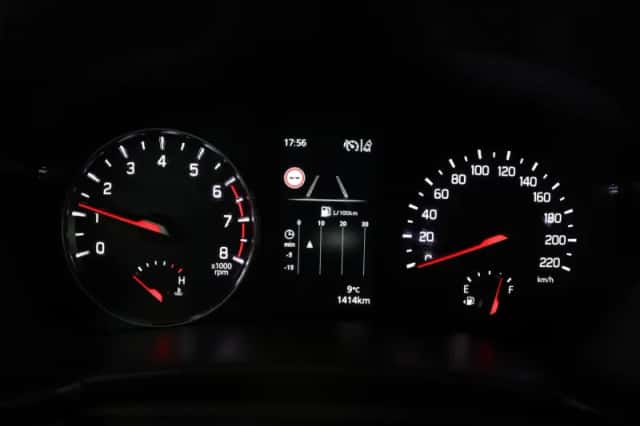 Suzuki Swift (2025) thumbnail 6