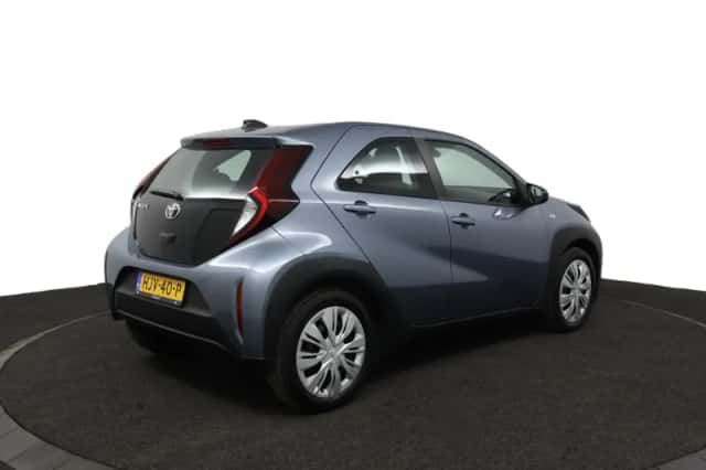 Toyota Aygo X (2025) thumbnail 2