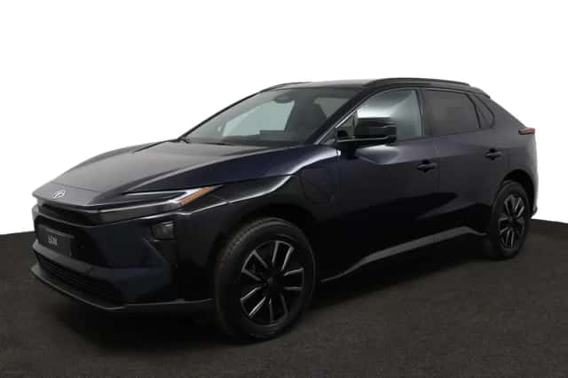 Toyota bZ4X (2026) thumbnail 1