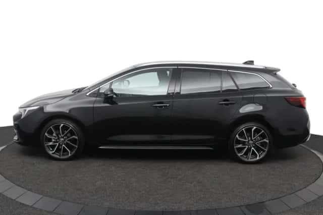 Toyota Corolla (2025) thumbnail 3