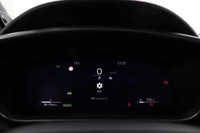 Toyota Corolla (2025) thumbnail 6