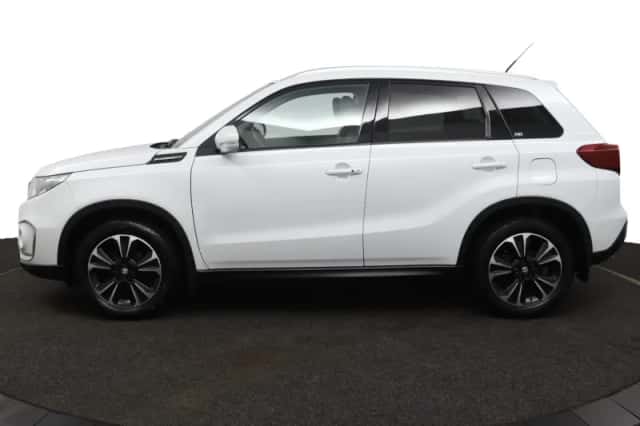 Suzuki Vitara (2019) thumbnail 3