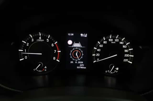 Suzuki Vitara (2025) thumbnail 6