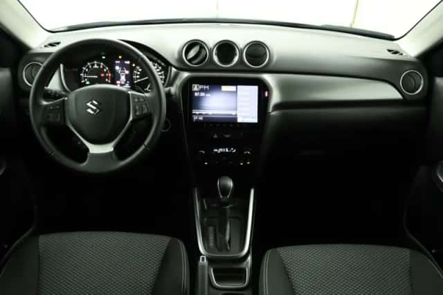 Suzuki Vitara (2025) thumbnail 4