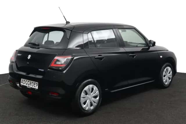 Suzuki Swift (2026) thumbnail 2