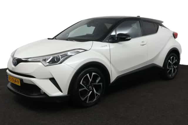 Toyota C-HR (2017) thumbnail 1
