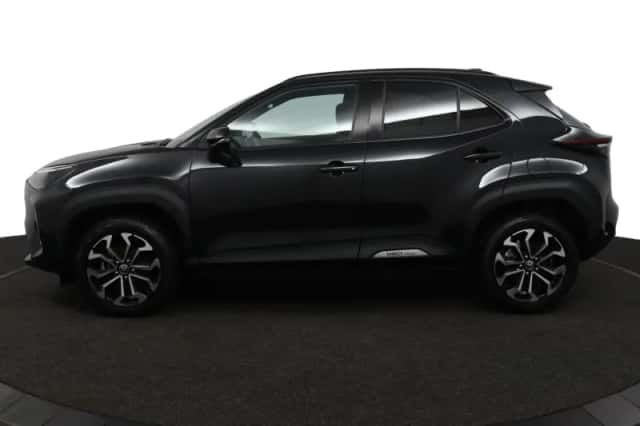 Toyota Yaris Cross (2025) thumbnail 3