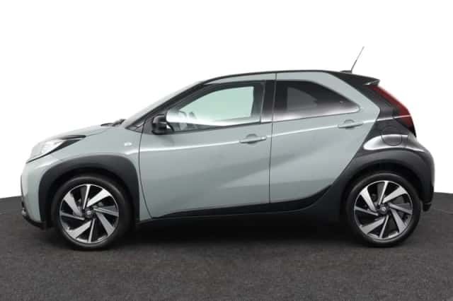 Toyota Aygo X (2024) thumbnail 3