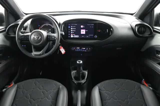 Toyota Aygo X (2024) thumbnail 4