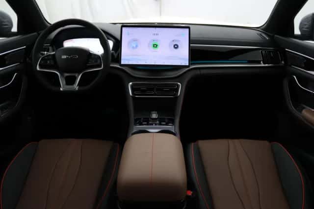 BYD Seal U (2025) thumbnail 4
