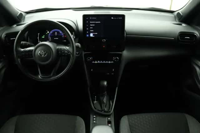 Toyota Yaris Cross (2025) thumbnail 4