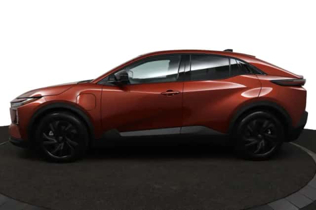 Toyota C-HR+ (2026) thumbnail 3