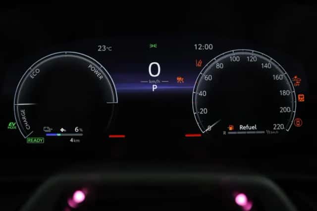 Toyota C-HR (2026) thumbnail 6