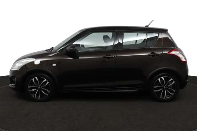 Suzuki Swift (2015) thumbnail 3