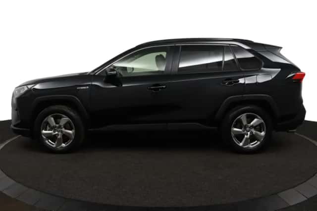 Toyota RAV4 (2021) thumbnail 3