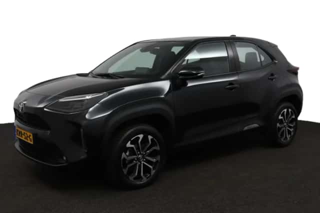 Toyota Yaris Cross (2024) thumbnail 1